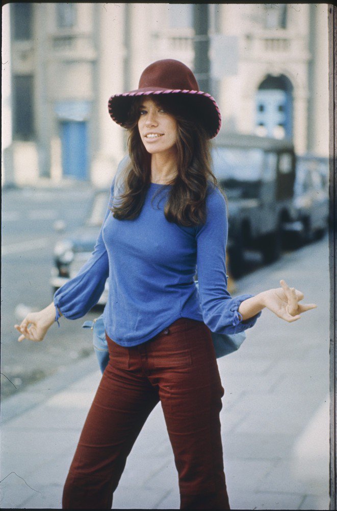 Happy Birthday Carly Simon 