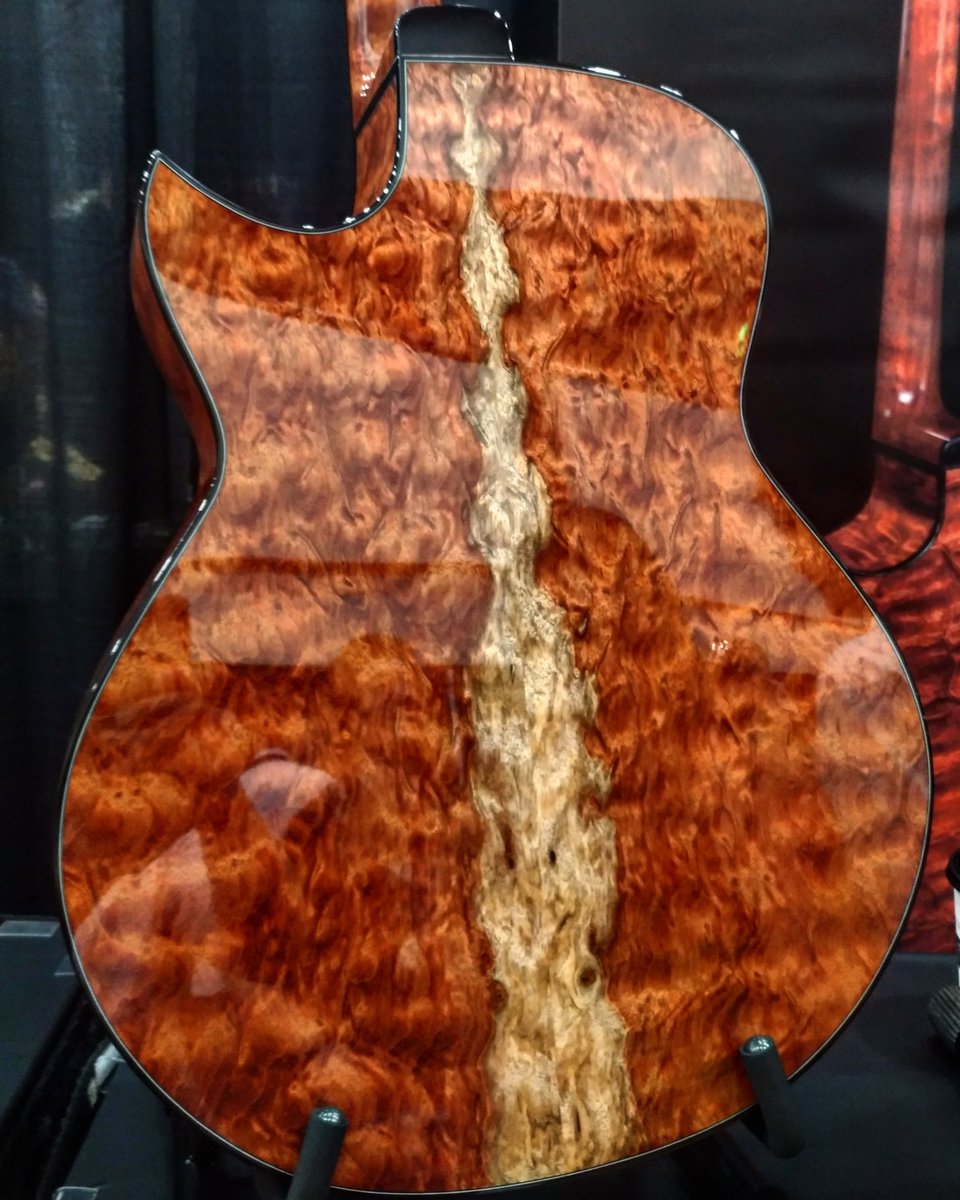 guitarfinishing's tweet photo. If you guessed African Rosewood--Bubingo! You are correct! #Bubinga #VIGF #JOIguitars #luthier #guitarfinishing #vancity #UVpoly #guitarporn https://t.co/RWcGBn7UnP