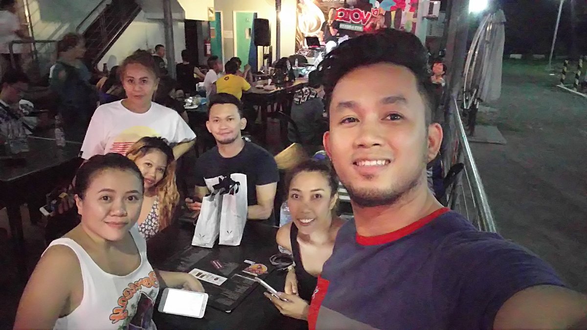 callmedhavey's tweet photo. #TeamTisa #homies too desperate to sing. 3rd times a charm! Yupak pangitag videokihan ha. https://t.co/PZO5niXRsM