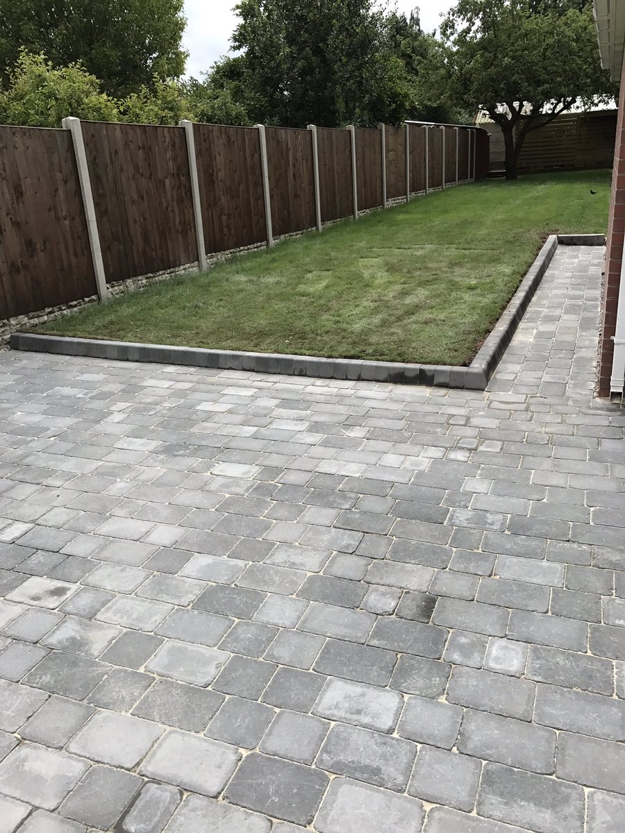 BrunigesGary's tweet photo. Driveway specialist and landscaping https://t.co/gnhobCAxEb