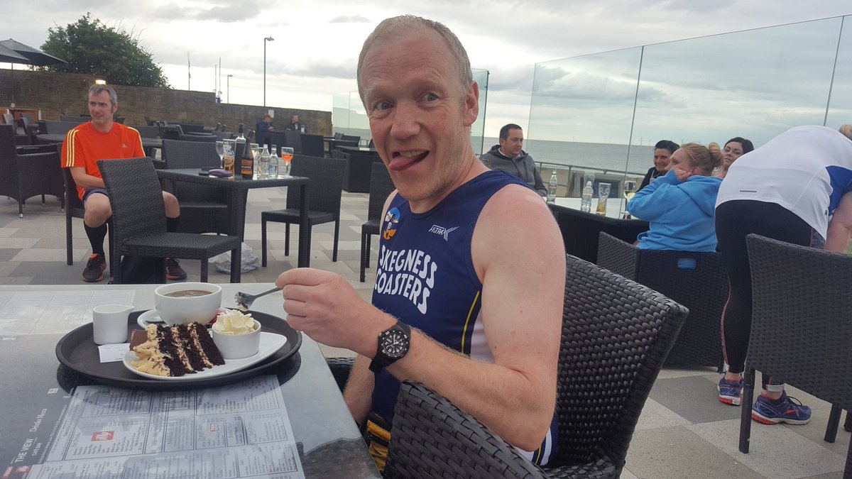 SkegCoasters's tweet photo. Mini celebration at #TheView at #Winthorpe on completing leg 11 of the Coasters 60-mile #SummerRelay!
#running #teamwork https://t.co/jZXh6IgDZG