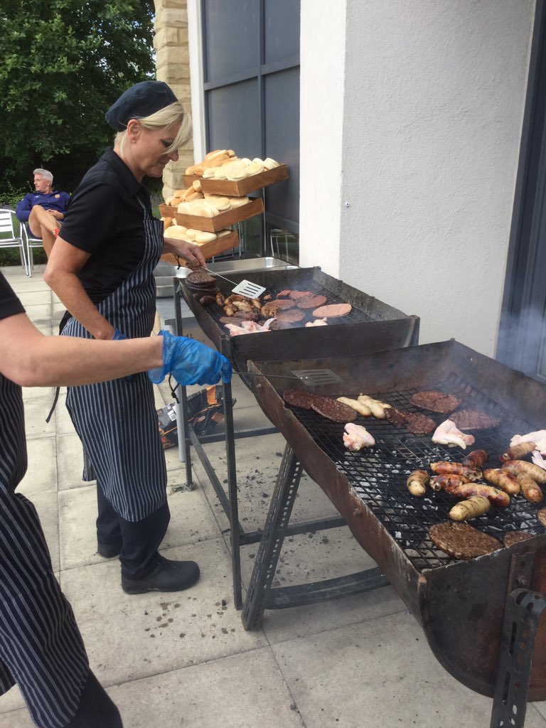 SekKeane3's tweet photo. @LRGSFood Lovely sunny day for the boarders and their parents BBQ #chartwellsind https://t.co/iRIxPczIyJ