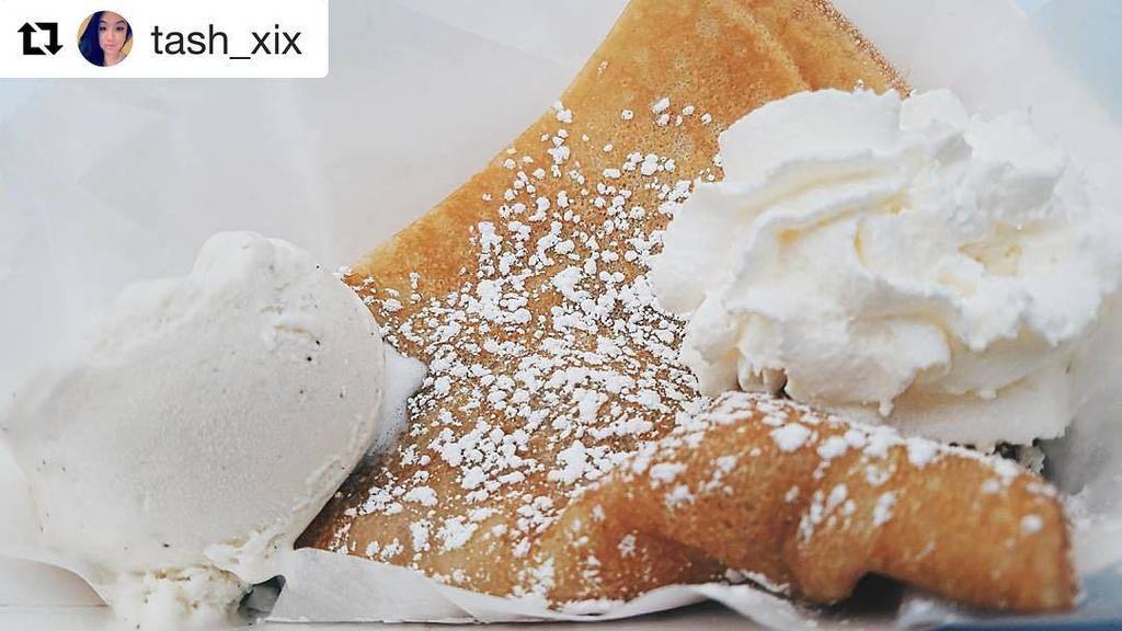 Ocreperi's tweet photo. @tash_xix took a really awesome picture of this crepe 😍! Come have one with us @hotclubprovidence , here til 7 https://t.co/JvnsPDUAEz https://t.co/49jot0AJGJ