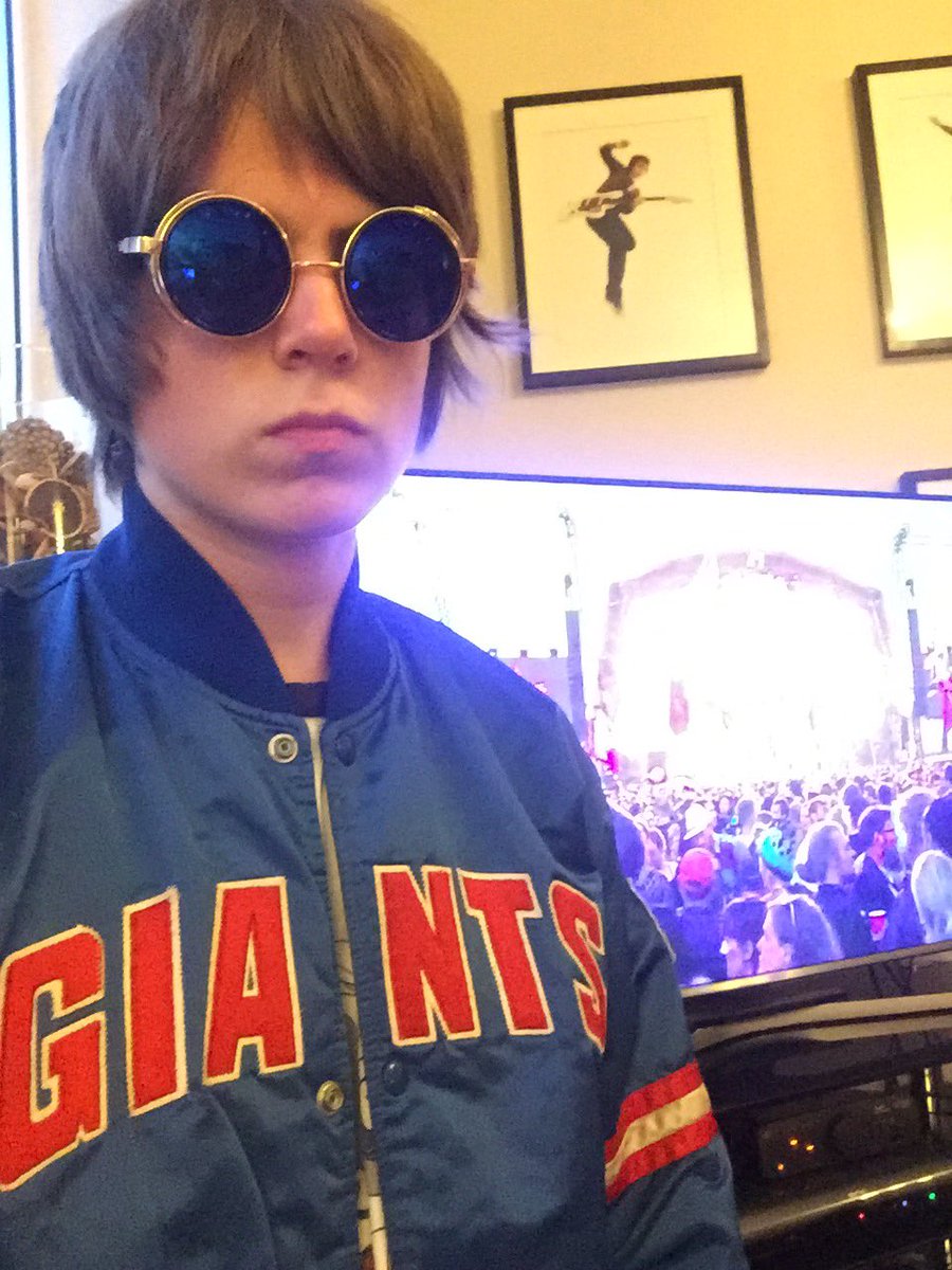 theoliverduffy's tweet photo. Ready for @JusticePourTous @edbangerrecords #justice #audiovideodisco #glastonbury https://t.co/fv1vtz6pcR