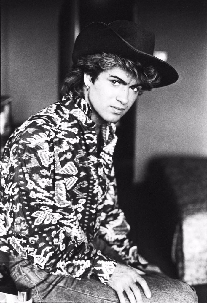 Happy 54th Birthday George Michael. He\s been gone exactly 6 months today. Forever missed. 