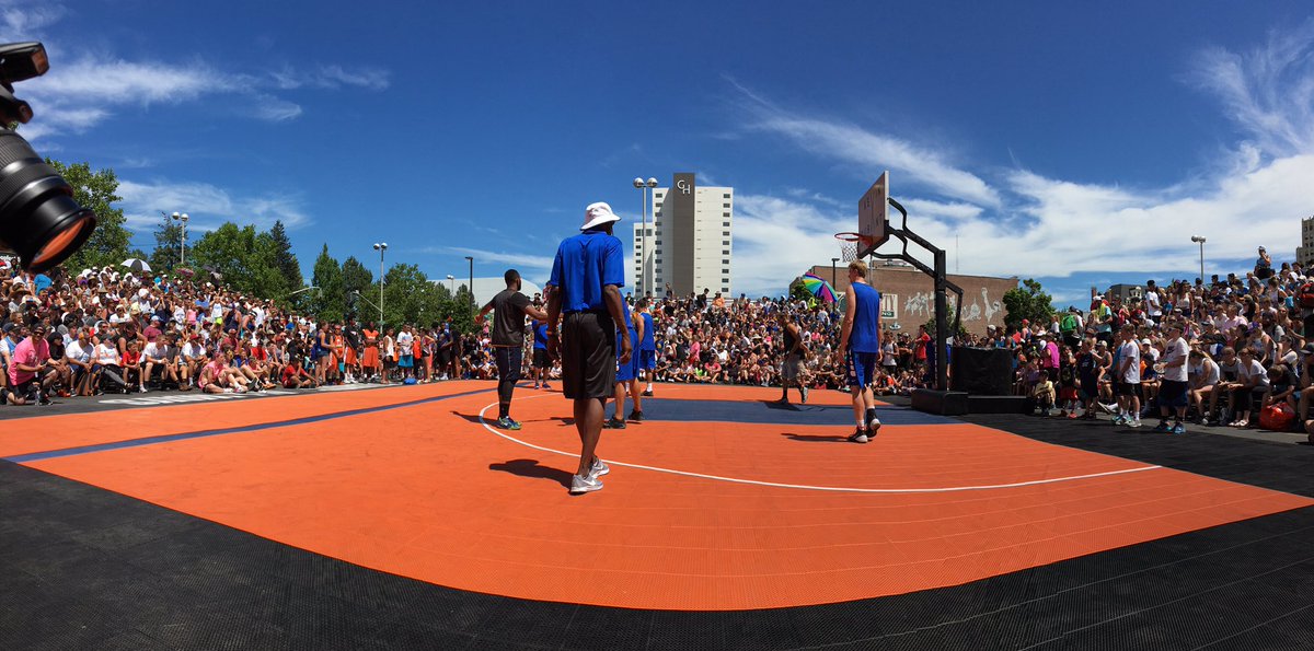 DaveSomers's tweet photo. .@SpokaneHoopfest Centre Court. @KREM2 #2017hoopfest https://t.co/w4JNFjNout