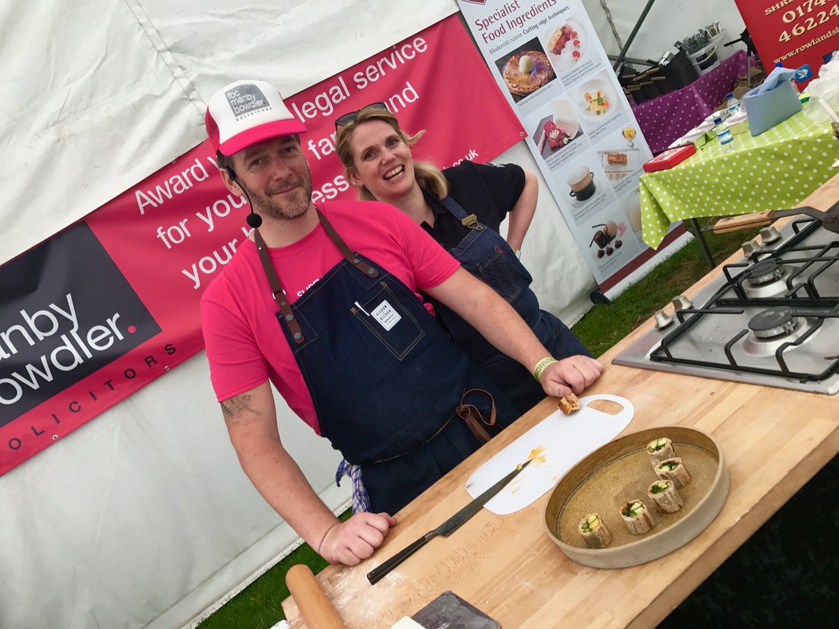 Christopher Burt tweet media