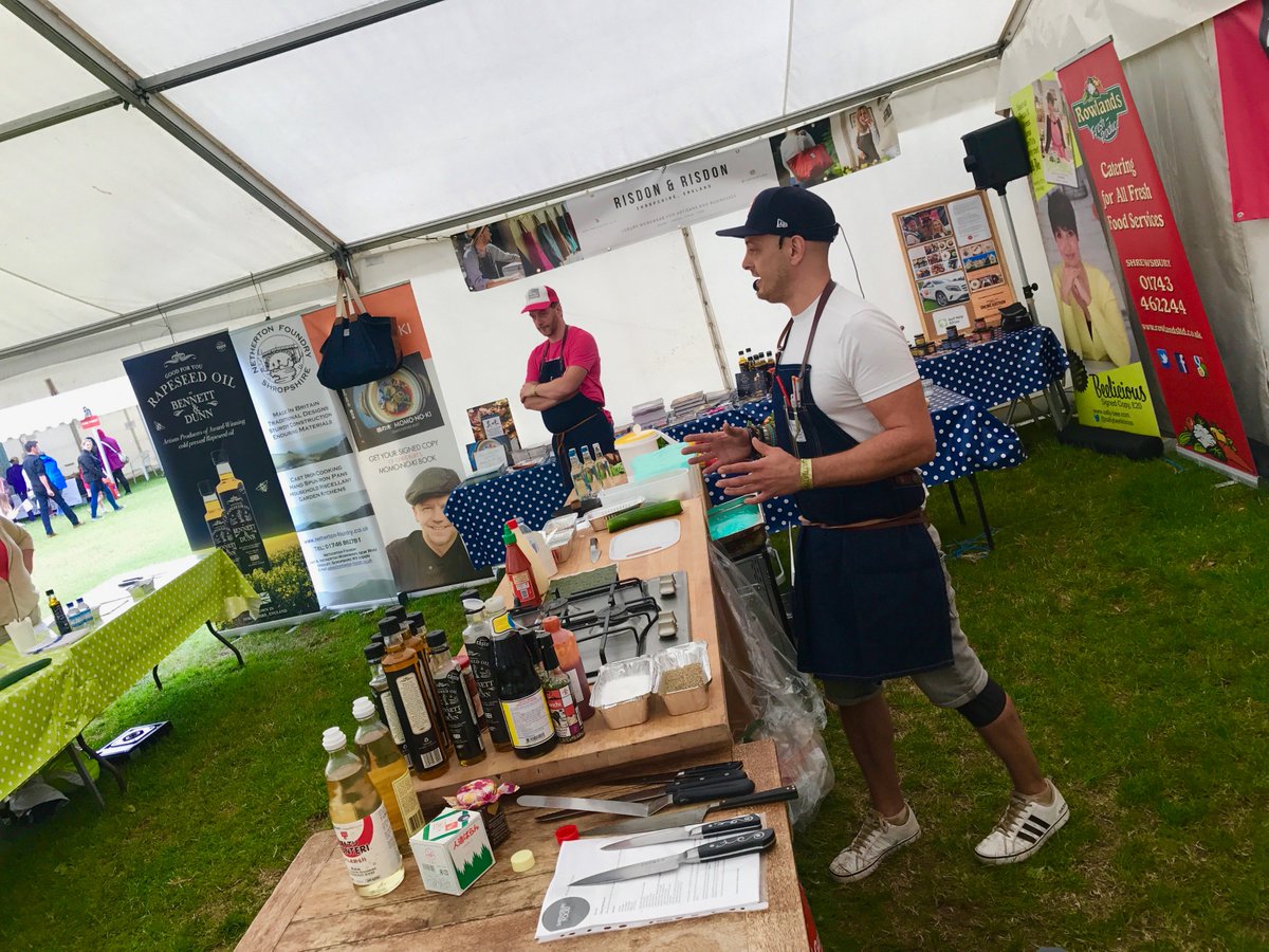 Christopher Burt tweet media