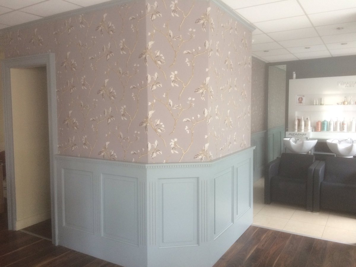 AntoniaGavin1's tweet photo. Antonia Gavin taking care of all your hairdressing needs 01-8254444 01-8254832 Main Street Ratoath https://t.co/n9tNj3M5zr