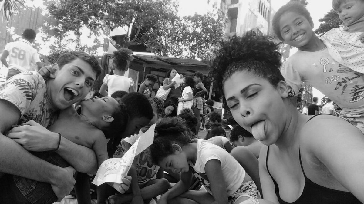 _scal97's tweet photo. Agradeço a Deus por hoje ter vocês!!! Só gratidão, já amo!! #ProjetoSemear 💜💜💜 https://t.co/oRDNzWxygo