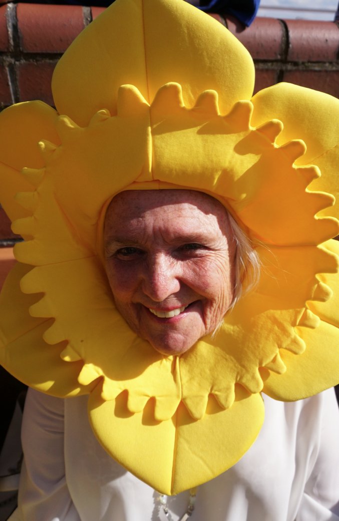 yellowdayhull's tweet photo. Yellow Day images. #yellowdayhull @2017Hull https://t.co/HwYQwpAsA7