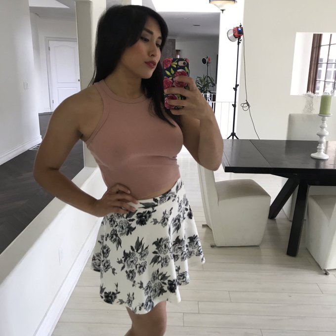 Being a babe from the other day. https://t.co/r6QIMkQiPY