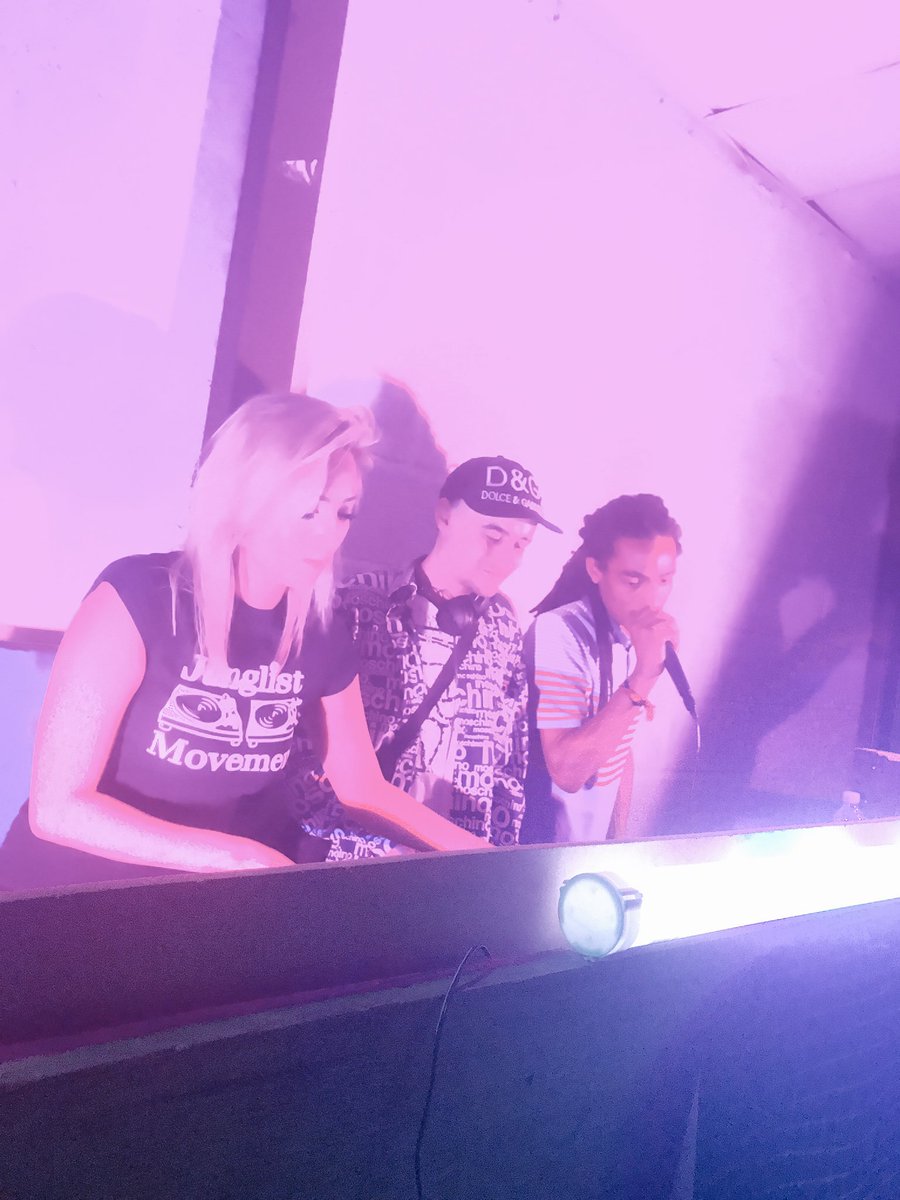JustJayDJ's tweet photo. Big up all the @WindrushRecords Ravers last night was next level. Massive shouts going to @DJLIZE &amp; to @itmek_ for making it happen 👏🏼👏🏼👏🏼 https://t.co/pVWJvFcHYV