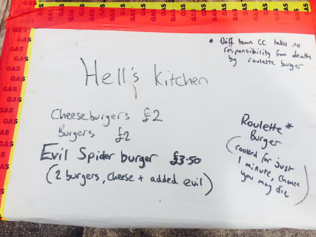 DriffieldTownCC's tweet photo. Thanks to @jamiehopper11 and @spiderkr for their efforts today at the club 6 a side. Evil spider burgers ๐#fansfave https://t.co/gqcLhZkzt7