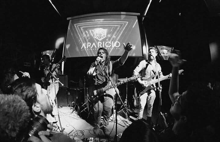 MichelleaBakker's tweet photo. #Livemusic #rock #futureblues #TONIGHT @WeAreDPS @theVIPERroom #westhollywood #dontmiss @PulsarSmash #whatsonLA https://t.co/fpMSH45Kwq