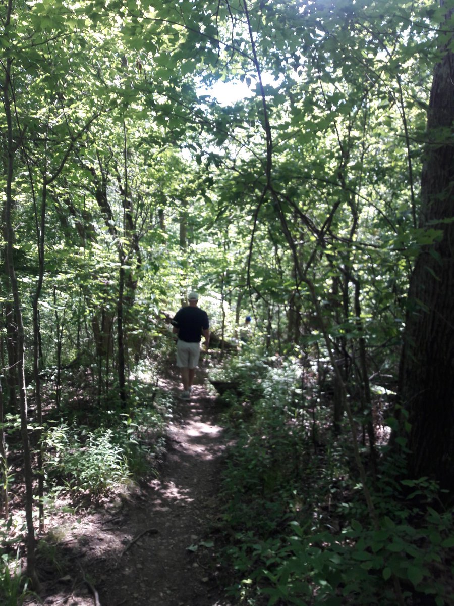 RobinHolweger's tweet photo. Gorgeous day to explore #FortAncient with my boys☉🌳🙌 Great trails, beautiful views &amp; Native American Earthworks @warrencoohio @OhioTourism https://t.co/0kUs6CXdBF