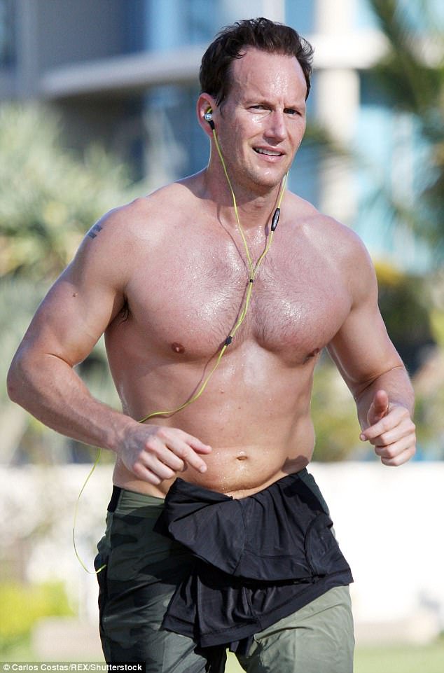 Universo Dc Patrick Wilson Orm Oceanmaster Ejercitandose En Gold Coast Australia Aquaman