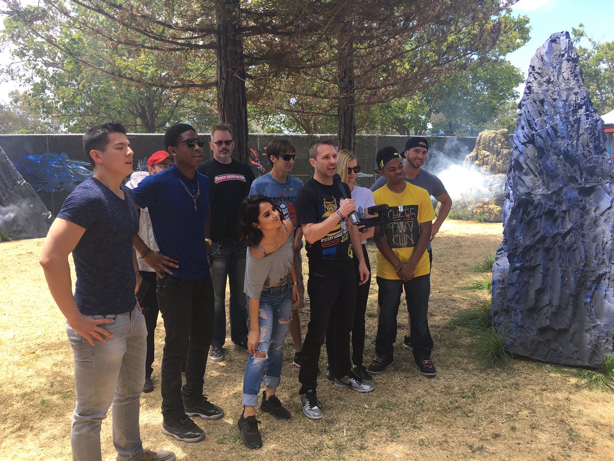 nerdist's tweet photo. Thnx to all who came by #ID10TFest #PowerRangersMovie laser tag w/ us, including @hardwick, @rj_cyler, and @iambeckyg! We had so much fun! https://t.co/kmSinHG93I