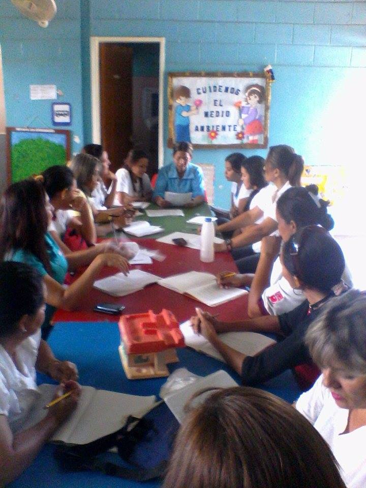 EeiZamora's tweet photo. #Ambiente #Bandera #CONSTITUYENTE @JauaMiranda  @NicolasMaduro  @3Mebn @ZonaEducGuarico @MPPEDUCACION VDLP @EeiZamora @NatiRuthS https://t.co/LV0SzB1DpP