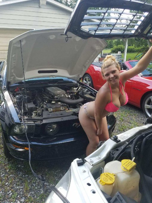 The slang stang needed some love 🤷 #excusemynomakeup #itwasapoolday #slashfarmday https://t.co/8myx0<a href="/tag/excusemynomakeup"class="tags">#excusemynomakeup</a><a href="/tag/itwasapoolday"class="tags"><span>#itwasapoolday</span></a><a href="/tag/slashfarmday"class="tags"><span>#slashfarmday</span></a>