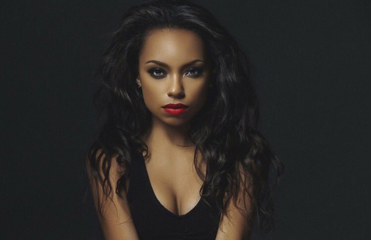 IGoBySmoove__'s tweet photo. Logan Browning is fine 😍 https://t.co/9nXPj6fIWO