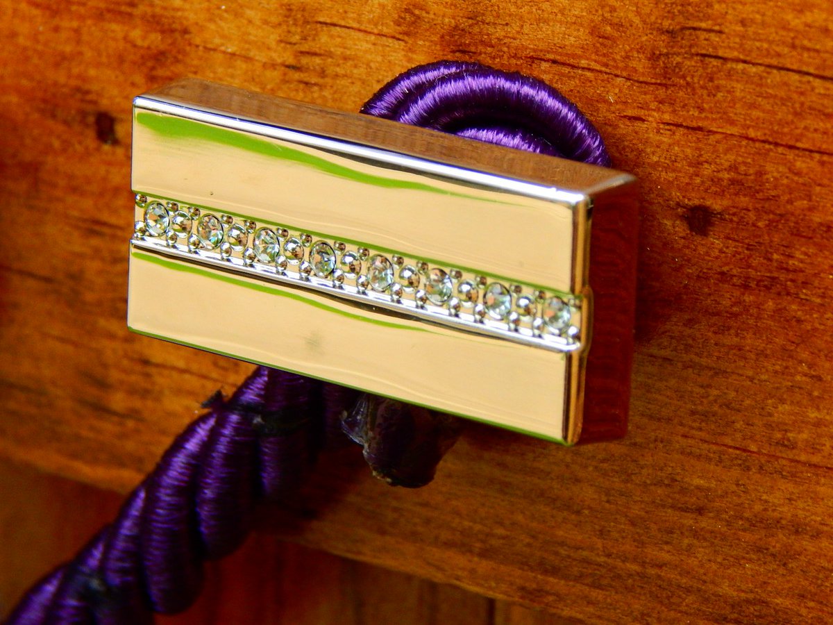 UnityBraids's tweet image. Did somebody said #Bling? #UnityCords #Gods #UnityBraids #Giftsforthecouple #Brides #Weddings #romanticweddings unityweddingbraids.etsy.com