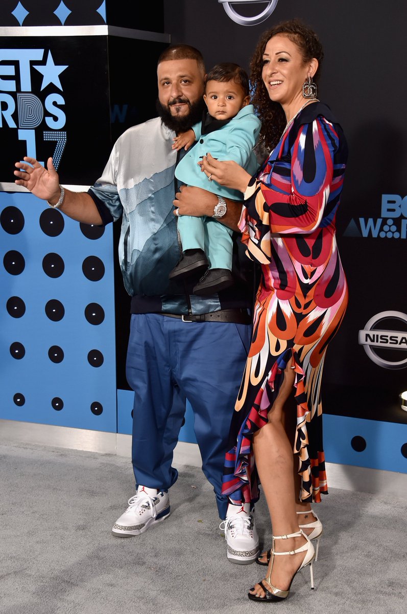 jordan wearing true blue 3