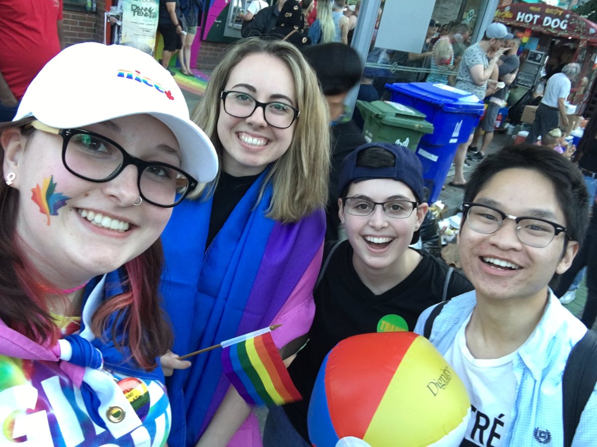 jfckarlianne's tweet photo. #PrideTO was amazing!!!! #pridetoronto2017 #PrideTO2017 https://t.co/g6IcjC7pdD