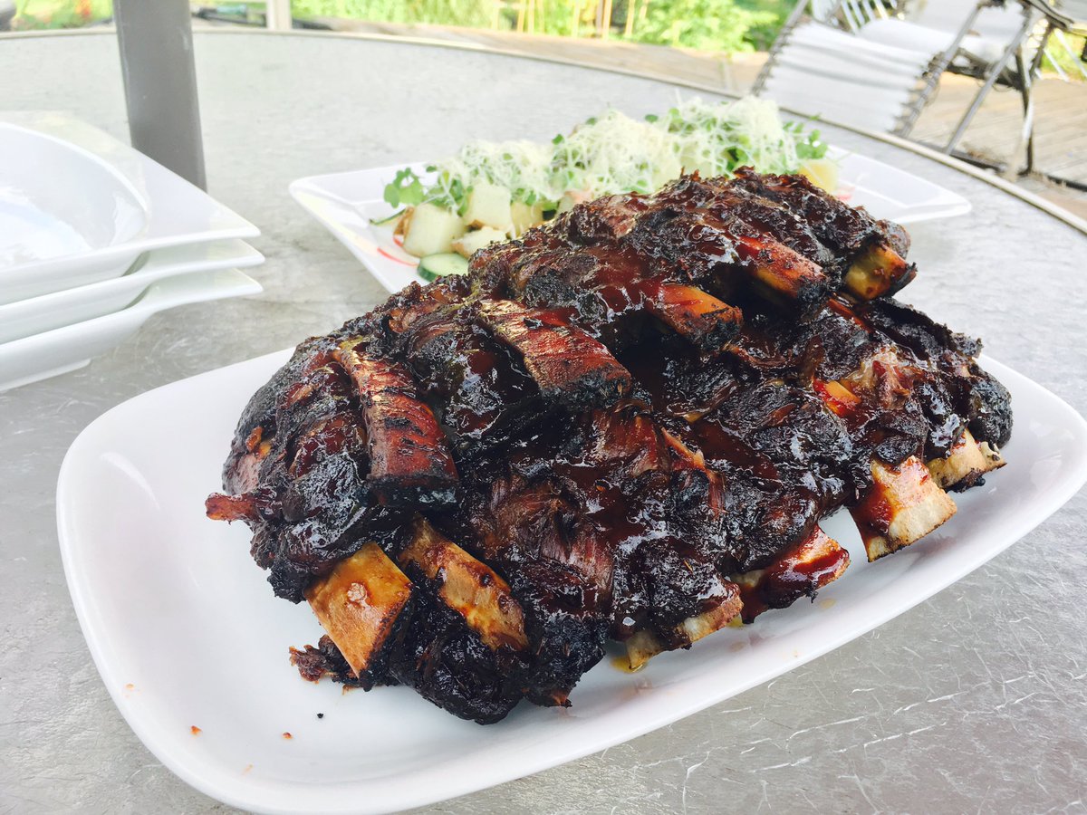 VicsMakesSteak's tweet photo. #chefs #weekend #eats aaaaaaand #mikedrop https://t.co/09FBu0hZzG