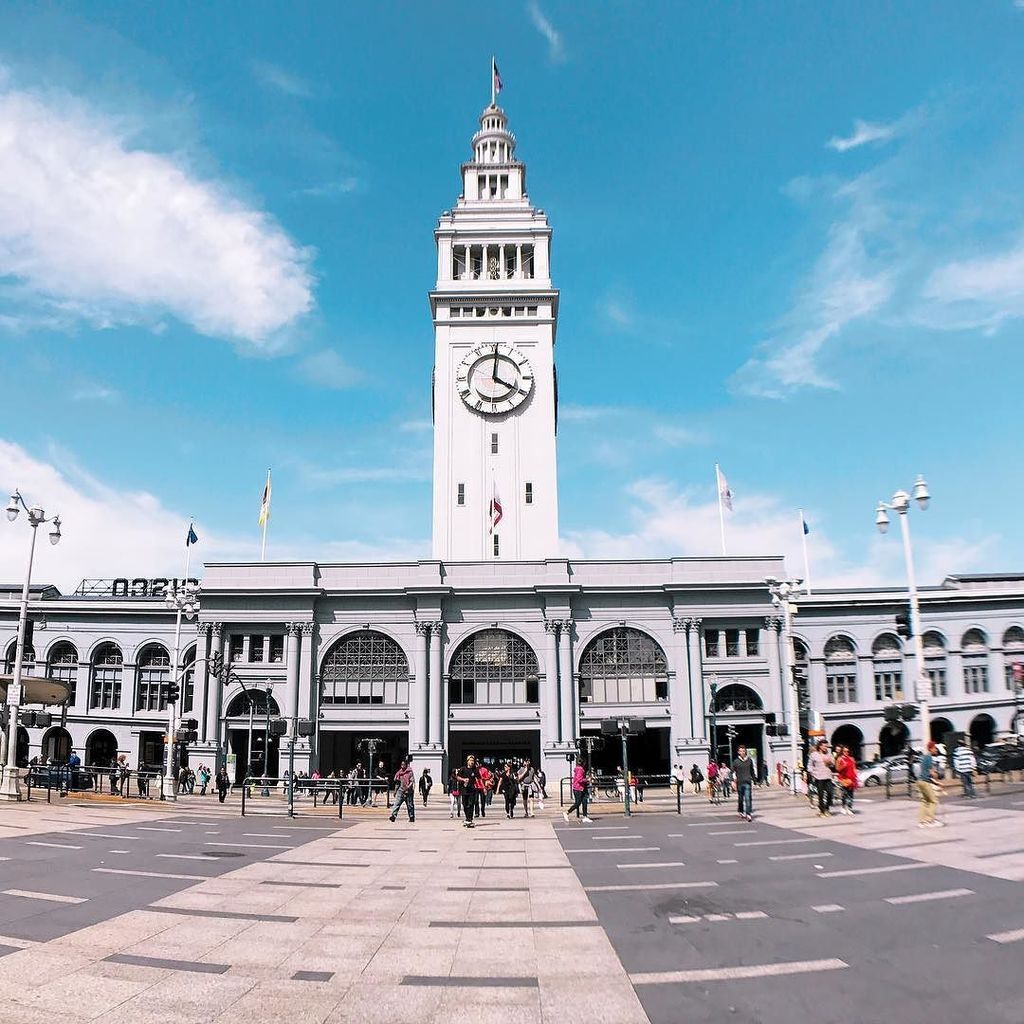 Ferry Building.
.
.
.
.
.
.
.
.
.
.
.
.
.
.
.
#ferrybuilding #sanfran #sanfrancisco #sanfranciscobayarea #bayarea … ift.tt/2scgrv3