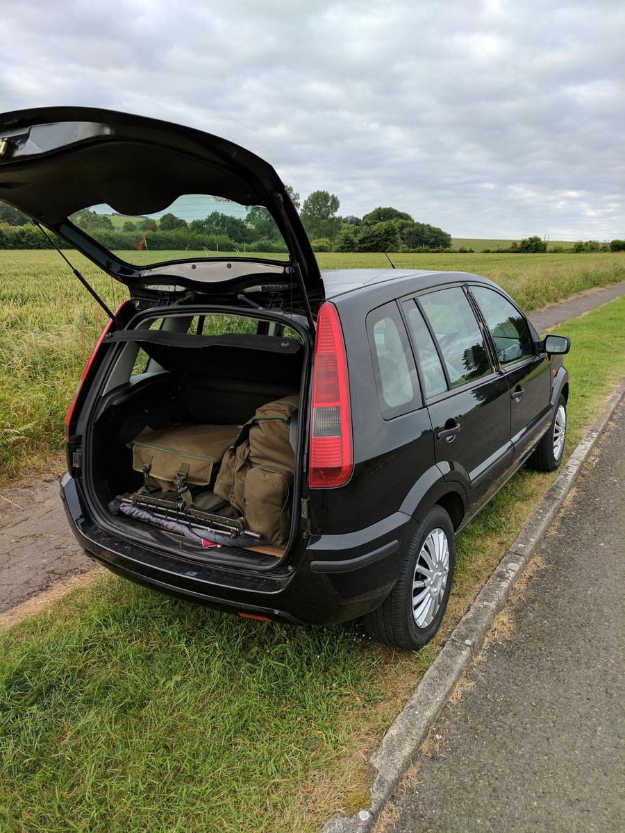 wiltshireangler's tweet photo. Fishing wagon loaded ready for a overniter during work tonight. 26-6-17
#fishing #angling #nature #wagon #oldskoolbaits #wiltshireangler https://t.co/BZbFlN28H2