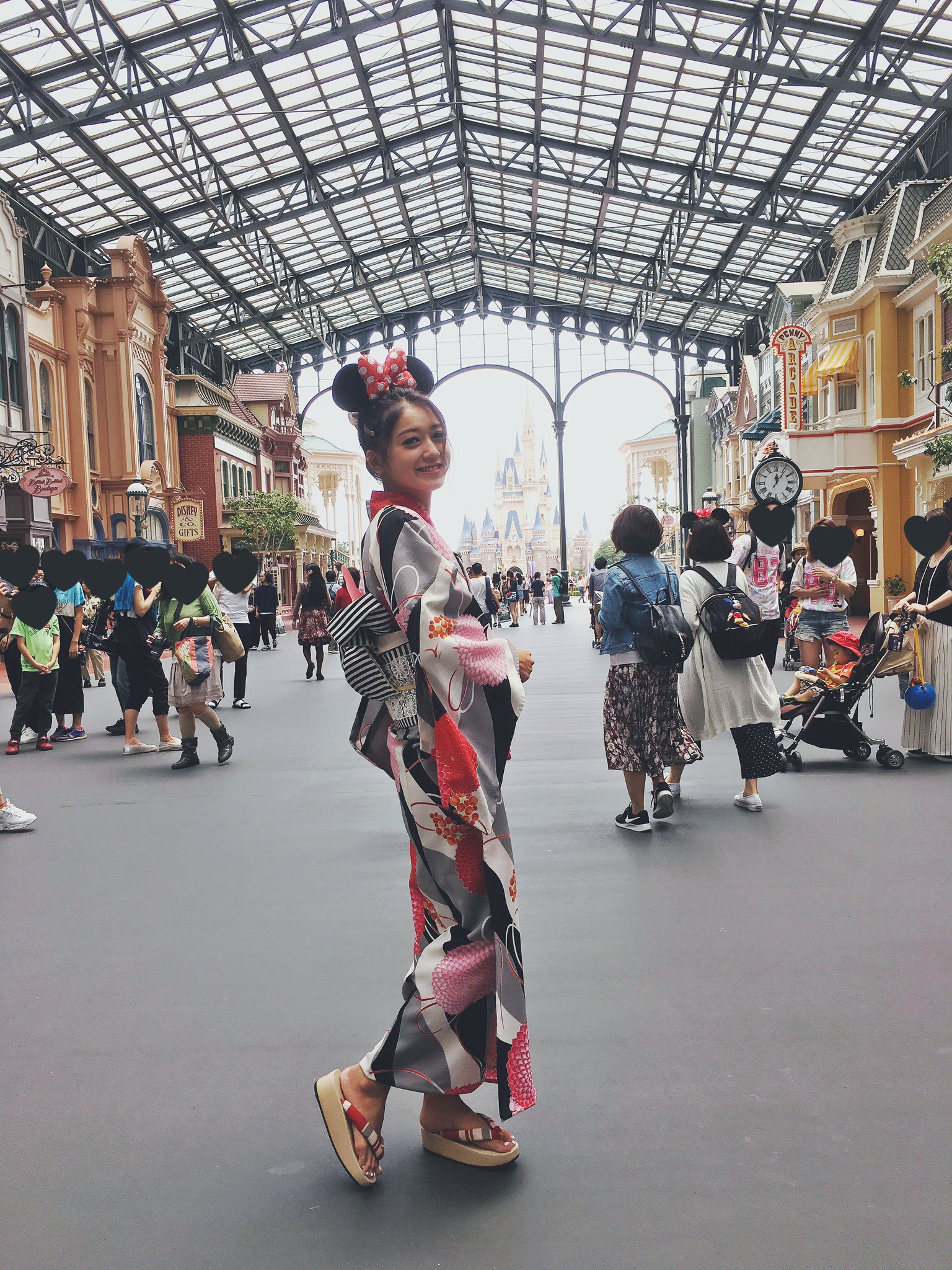 みちょぱ 池田美優 テレビのロケで午前中だけだったけど 七夕ディズニーで久々にディズニー に行ったなり プライベートで浴衣着てディズニーなんてなかなかできないから楽しかった T Co Fszwlpsryt Twitter