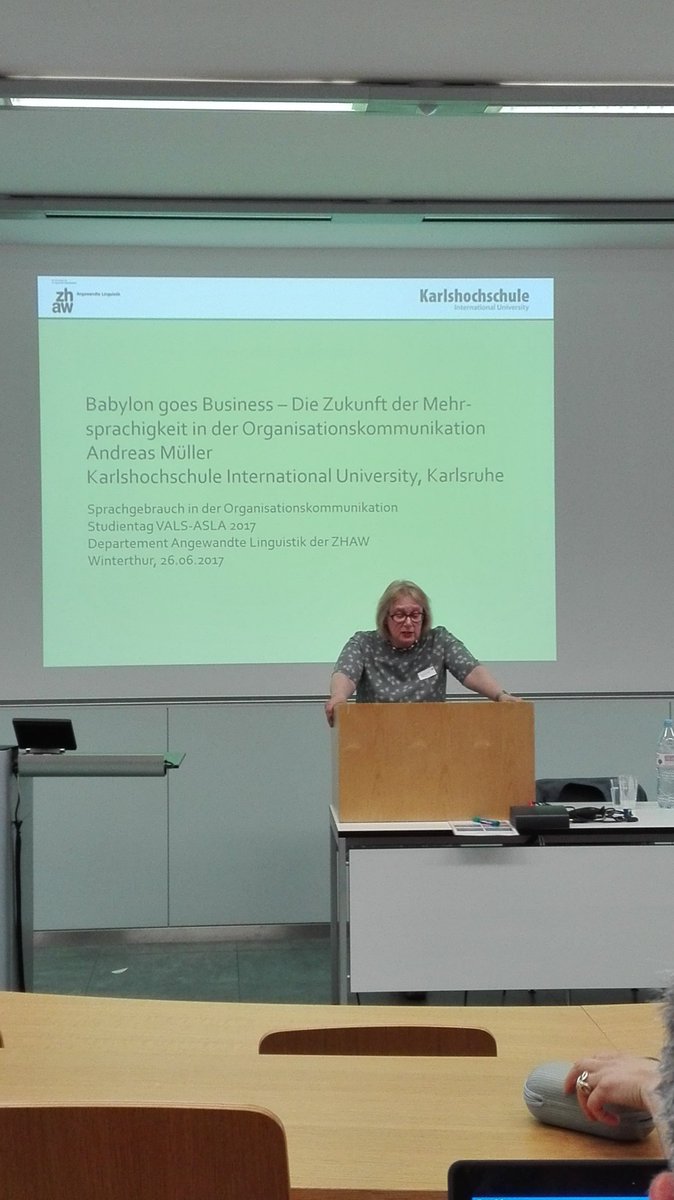 valsasla's tweet photo. Der Studientag der @valsasla wird von @UllaKleinberger eröffnet. @ZHAWLinguistik #StudientagAL https://t.co/9j1ahmb02I
