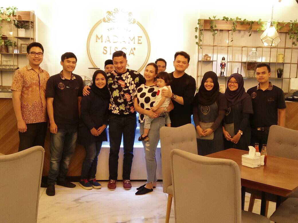 Madame Sisca® tweet media