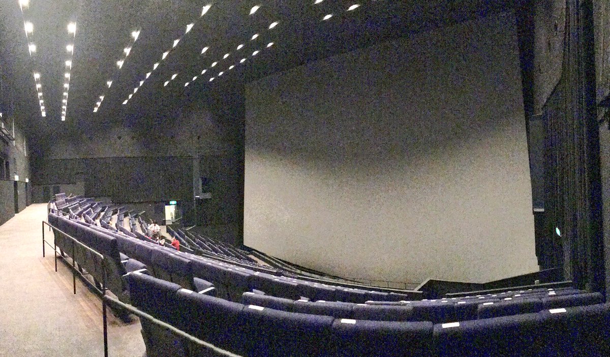 Papiko スペースワールドのギャラクシーシアターimax さすがにデカイです 21 5 28 3ｍ エキスポは18 26ｍ 音響も素晴らし だだしスクリーンの劣化が残念