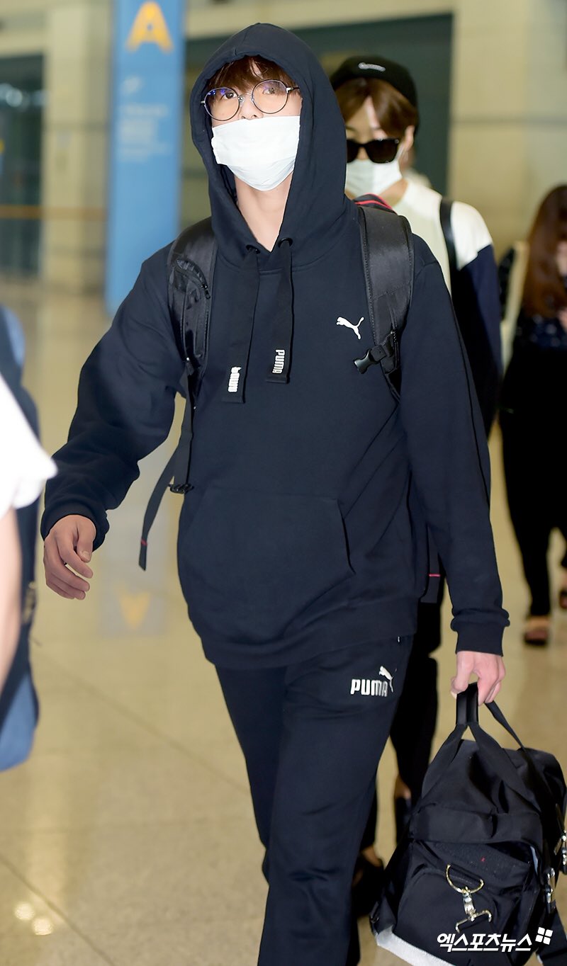 jiminshiii on X Jungkook in head to toe puma 170626 ICN press https t P0Q3i8QF4i X