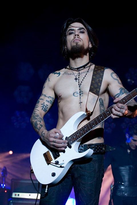 Happy 50th Birthday Dave Navarro.

Photo: Gebgdc (own work) [CC BY-SA 2 ...   