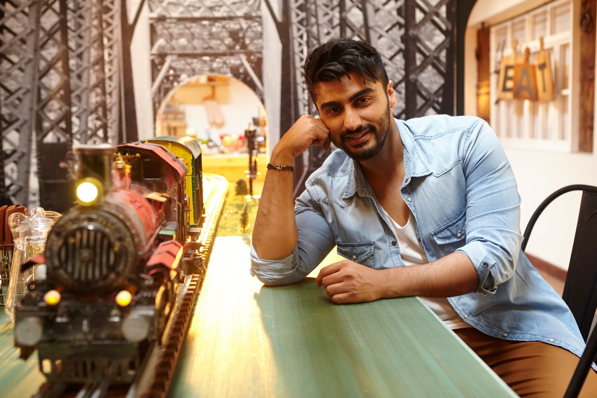Happy Birthday to Arjun Kapoor   About:  