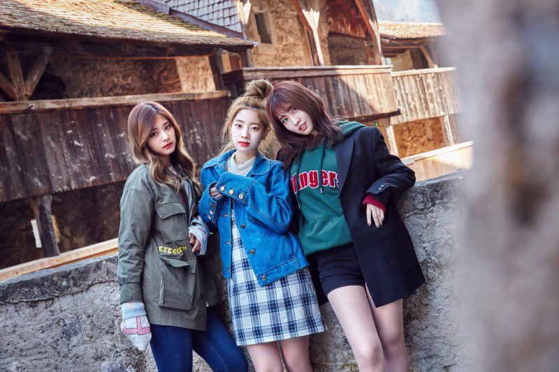 ミュージック TWICE in SWITZERLAND ミュージック TWICE in SWITZERLAND TWICE - TWICE TV5 : TWICE