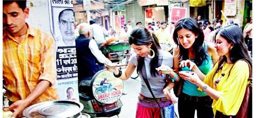 saffyinsan777's tweet image. ਪਤਾ ਨਹੀਂ ਲਗਦਾ ਰੱਬਾ 🤔
ਆ ਗੋਲ ਗੱਪੇ   ਕਿਹੜੇ ਆਸ਼ਿਕ਼ ਨੇ ਬਣਾਏ ਸੀ 😈😠
ਕੁੜੀਆਂ ਹਿਲਦਿਆਂ ਨਹੀ ਰੇਹੜੀ ਤੋਂ😱
😅😅😅😛😁
#saffY