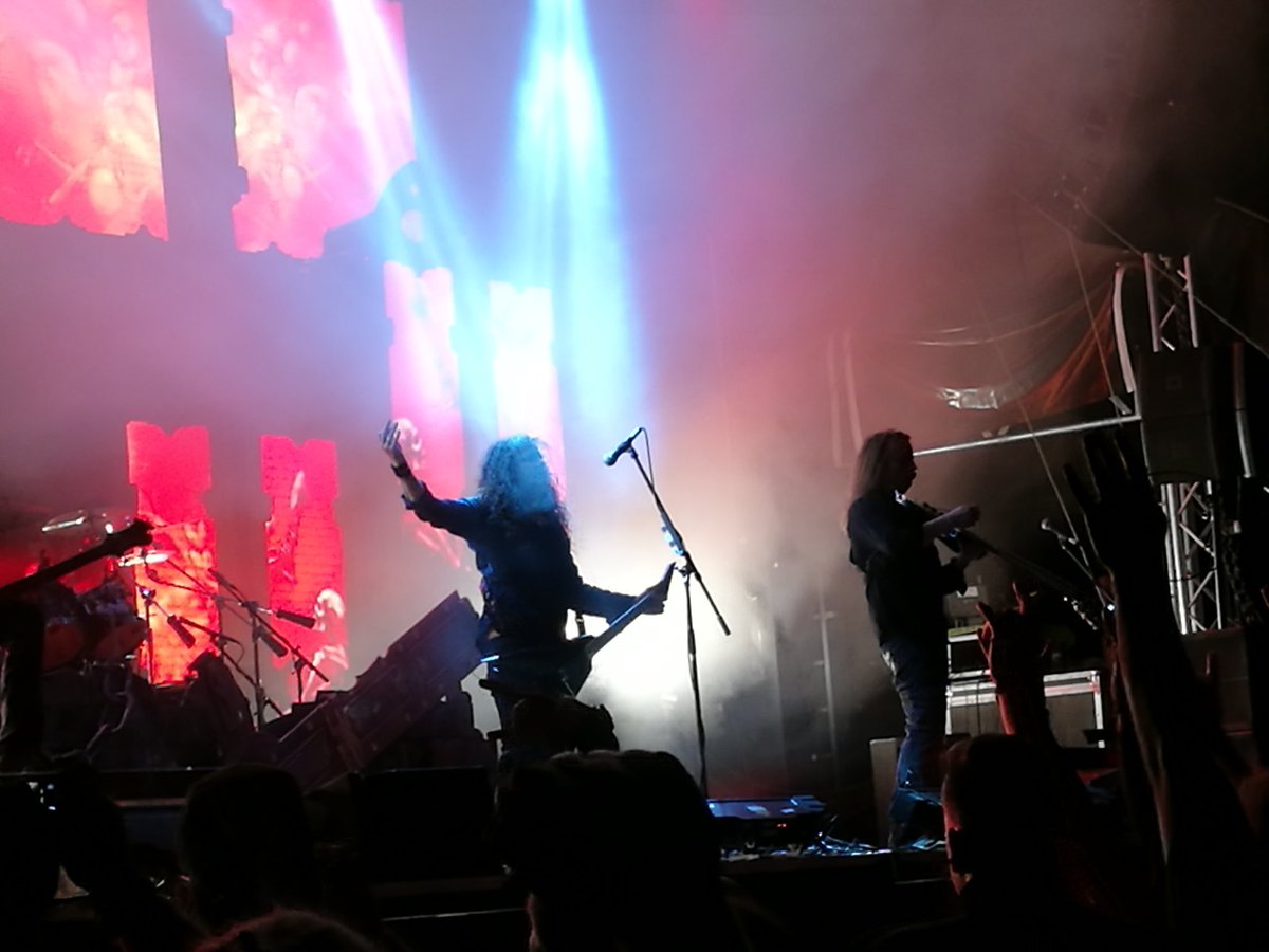 yagoisasi's tweet photo. @kreator delivered a true show at #saarmageddon. And they know we love #confetti. https://t.co/F1LriO7gCq