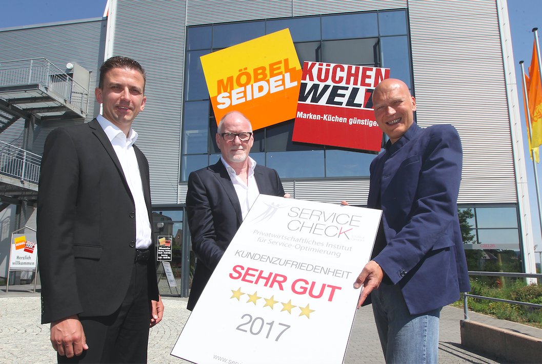 serviceinstitut's tweet photo. 5 Sterne beim #ServiceCheck! #MöbelSeidel in Auerbach, Lößnitz und Chemnitz  erzielen Spitzen-Ergebnis! https://t.co/dK2JzbKJFE