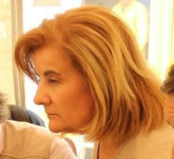eljueves's tweet photo. —y los trabajos de extinción van

*¿Quién ganará Masterchef? Ojalá gane Miri*

*Puto Pedro Sánchez, puto Pedro Sánchez*

*🎶 Oliver, Benji 🎶* https://t.co/yLYHy6FsUr