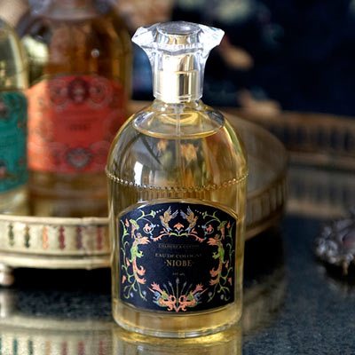 IScentYouADay's tweet photo. How to Cool Down and Smell Good https://t.co/ByAF7Gu5SN #summer #heatwaveuk #perfume @CologneCotton https://t.co/MP43TPwhZk