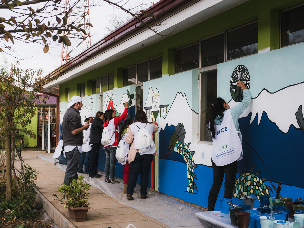 GrassrootsCol's tweet photo. @miparque is a local organisation in Chile that uses the creation of green public spaces to build stronger, more unified communities! https://t.co/7SEWuCfQkZ