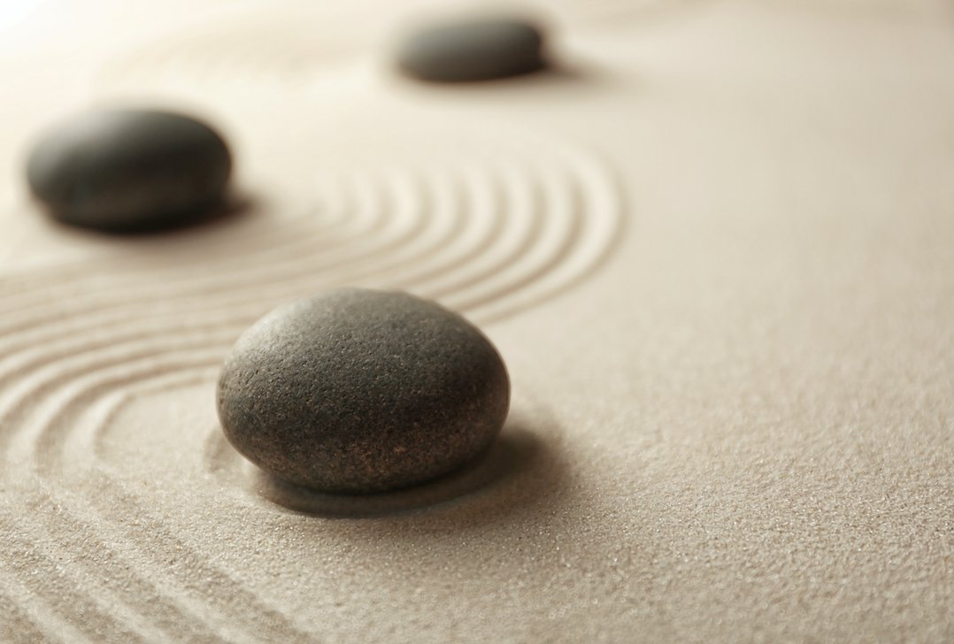 DecluttrMe's tweet photo. Read my latest blog on how #FengShui can improve your life with natural #healing #home: https://t.co/Vci2EbeaB5 https://t.co/q2SuT24van