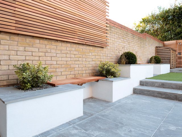OpenviewLand's tweet image. Our project in Maidstone - a strong use of geometry that gives a contemporary structure to the garden #design #landscaping #contemporary
