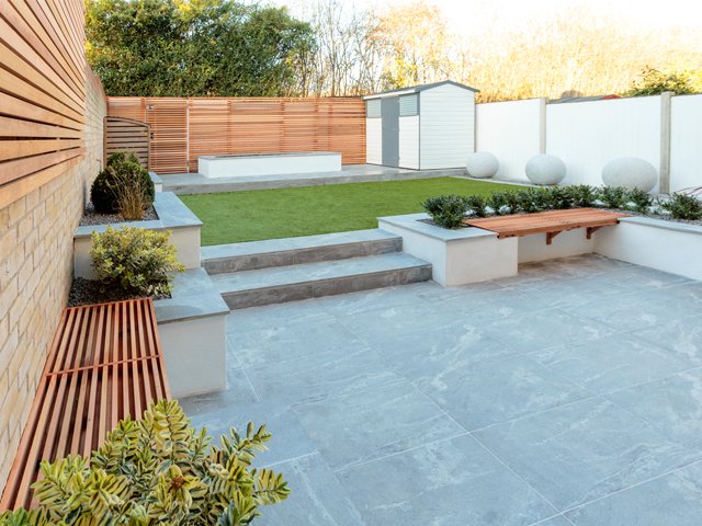 OpenviewLand's tweet image. Our project in Maidstone - a strong use of geometry that gives a contemporary structure to the garden #design #landscaping #contemporary