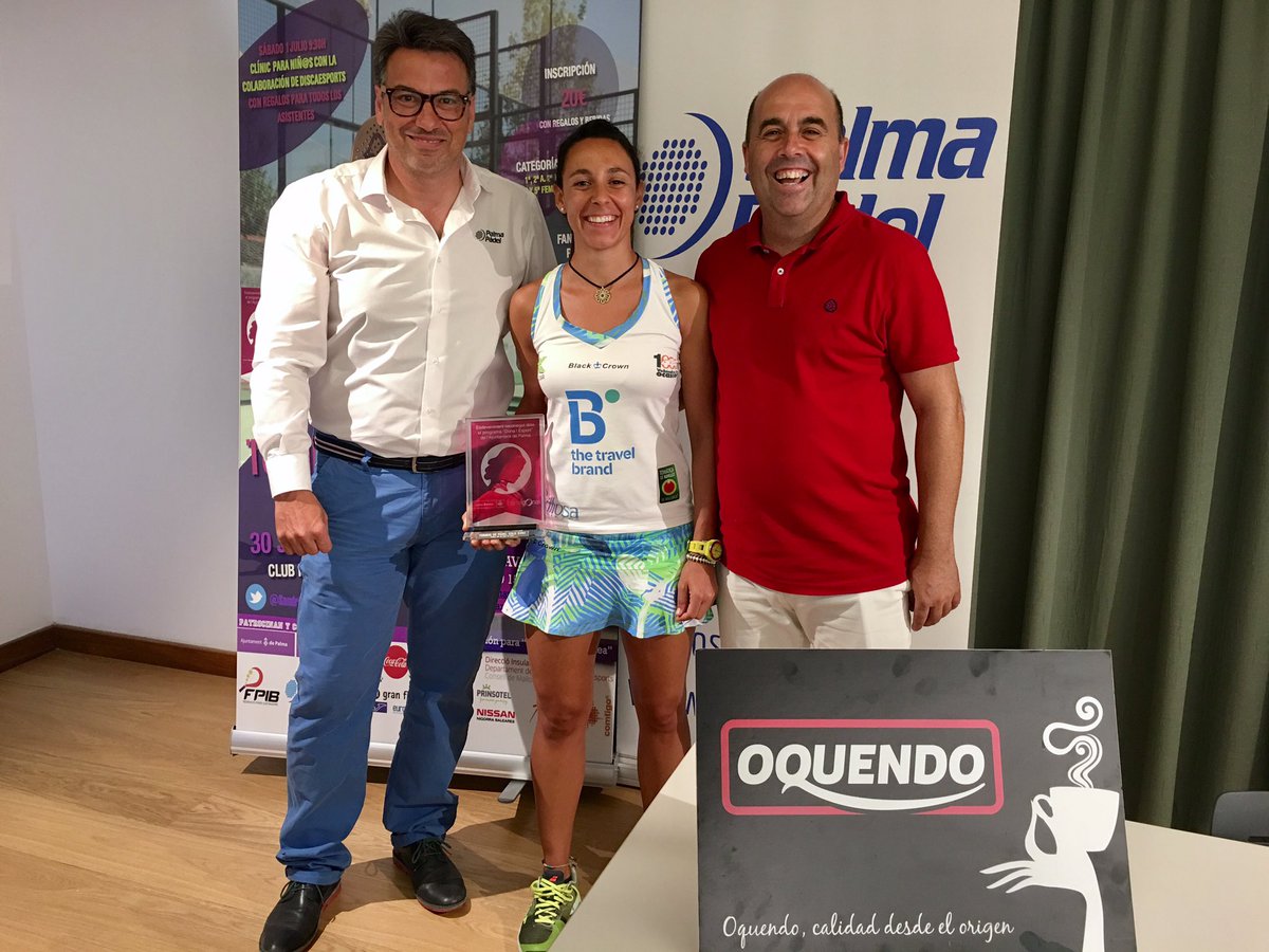 PalmaPadel's tweet photo. ¡No queda nada! Presentado el IV Torneo Solo Dona 💁🏼💁🏻que este finde acogemos en #PalmaPadel 📍Es #girlsonly 🎾
📲 Apúntate ya al 609157600 https://t.co/H6DIPRCI3V