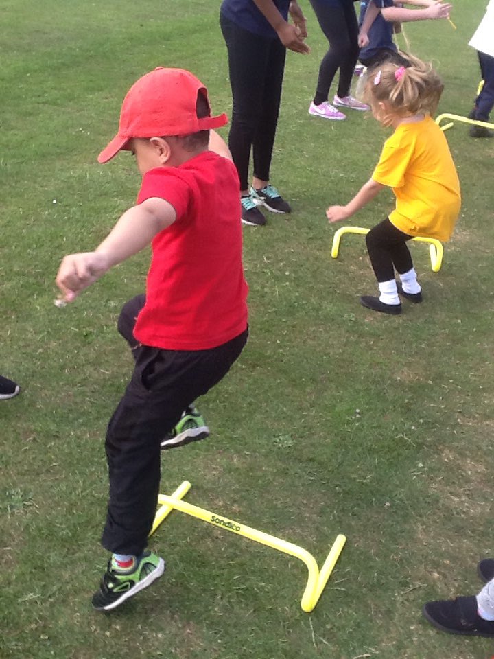 gshepherd_s's tweet photo. Class 1 enjoying the activities at sports day! @DRETsport @Rockingham_News https://t.co/NRj3oNA3Tg